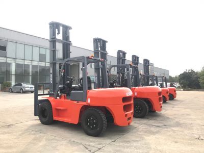 4tons,7tons forklift are ready to be delivered to african market.
